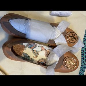 Tory Burch Caroline flats